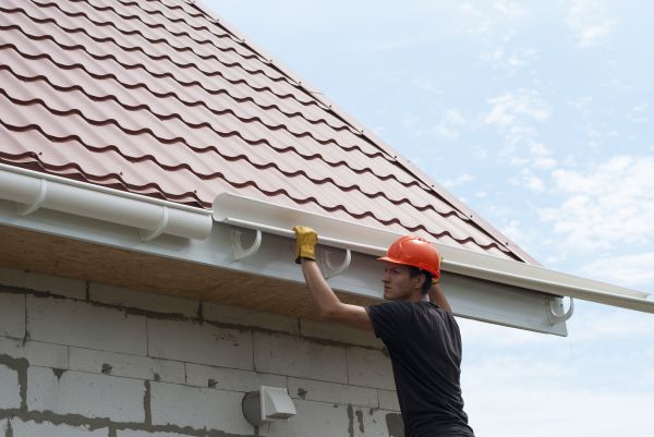 Rain Gutter Repair in Wexford